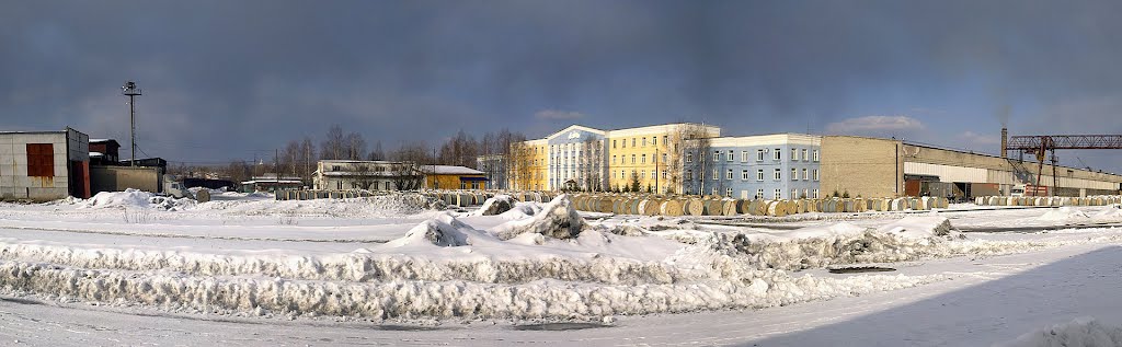 Территория завода