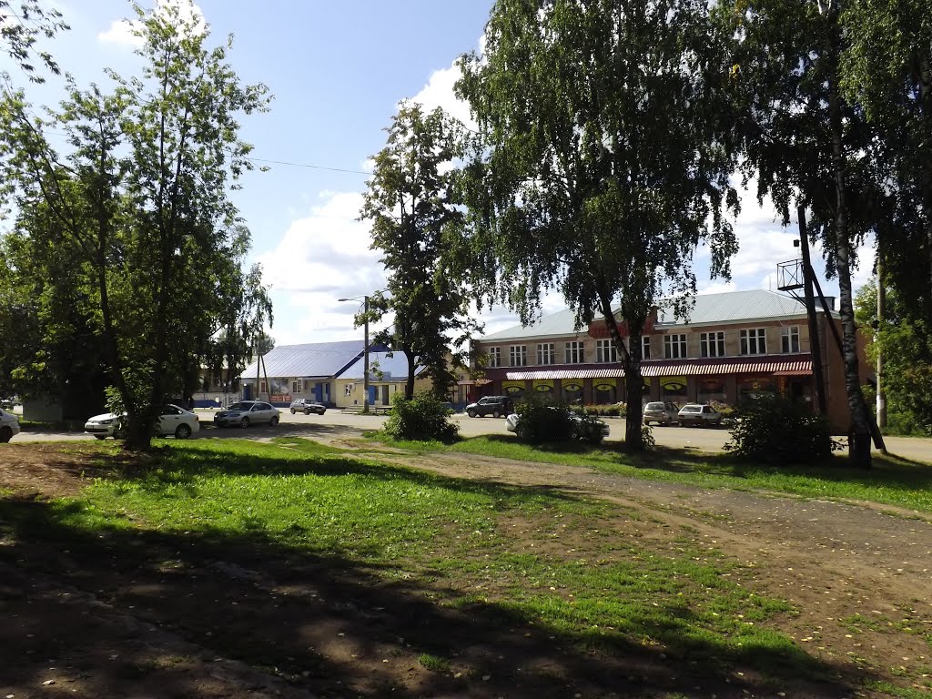 Площадь перед Спасской церковью