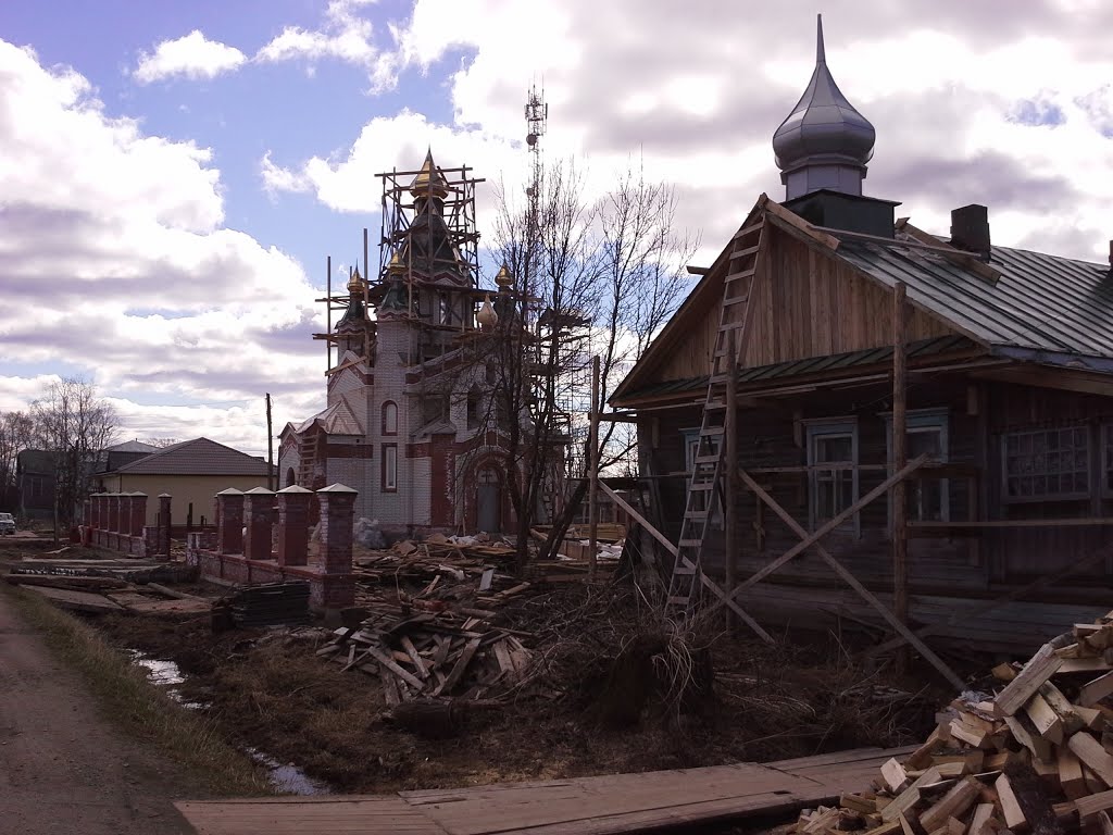 Oparino Orthodox church. Building.