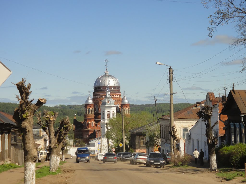 Воскресенская церковь в Уржуме ( 16 в.)