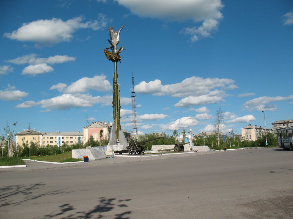 пл. Победы (июль 2008)