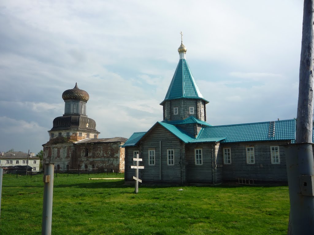 Церкви