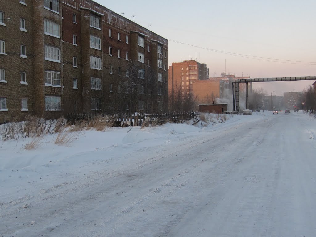 вдоль по ул. Дзержинского