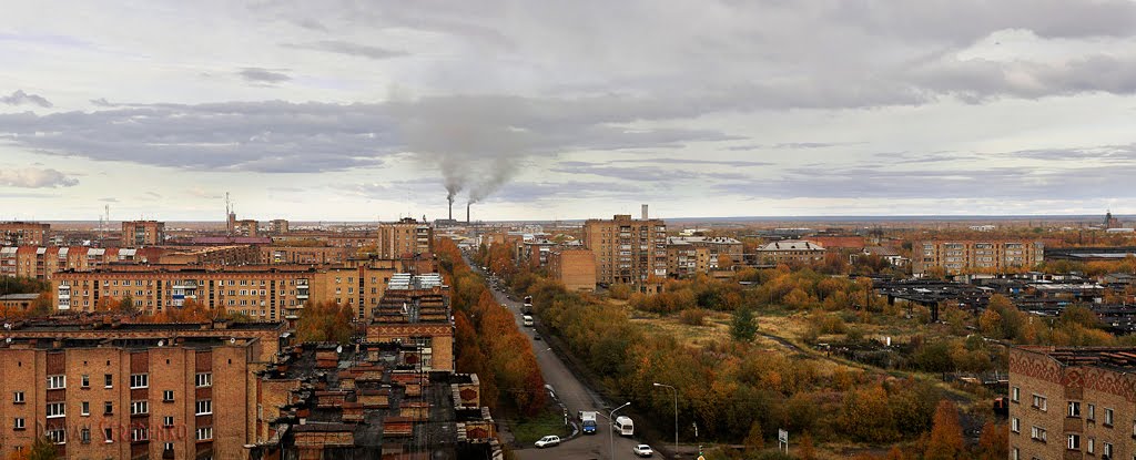 Вид на город с крыши д.48 по ул.Куратова