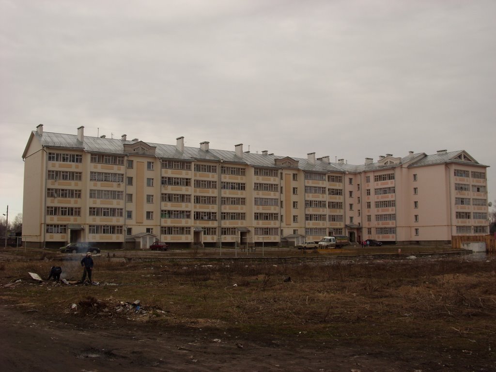ул.Максима Горького 77