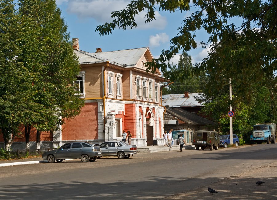 На улицах Буя