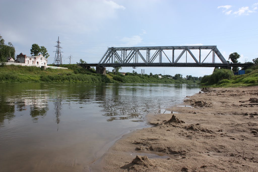 Железнодорожный мост через Кострому
