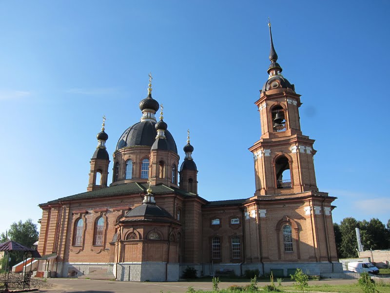 Тихоновская церковь в Волгореченске.