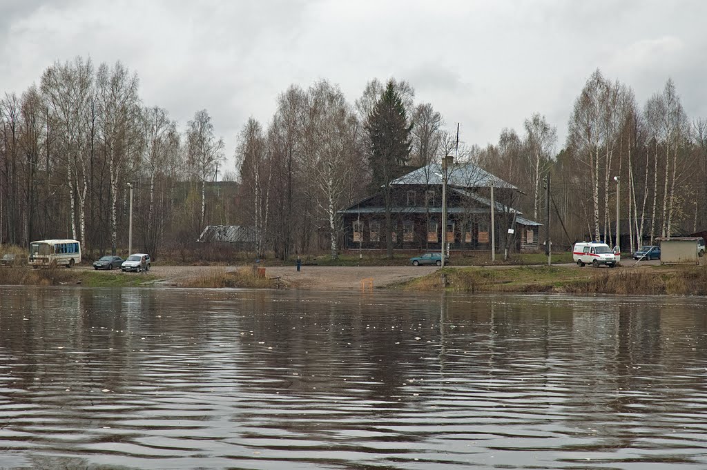 правый берег Унжи