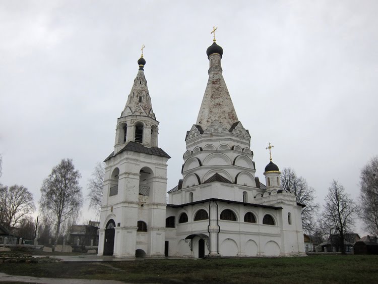 Богоявленская церковь села Красного.