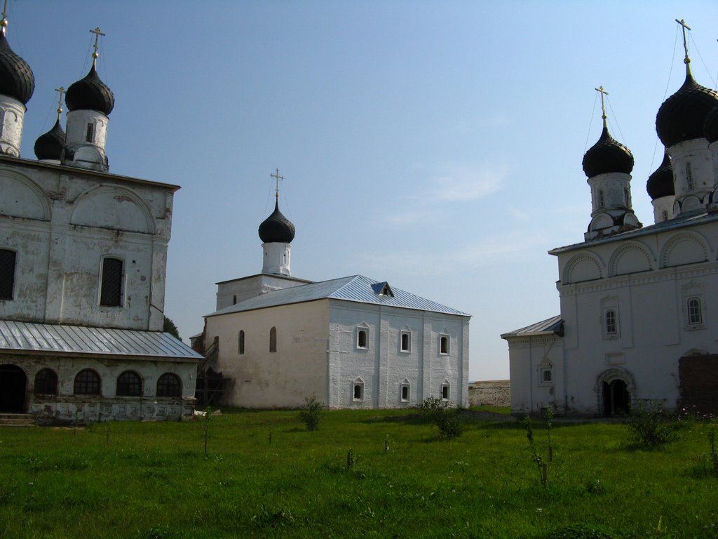 Свято-Троицкий Макариево-Унженский женский монастырь