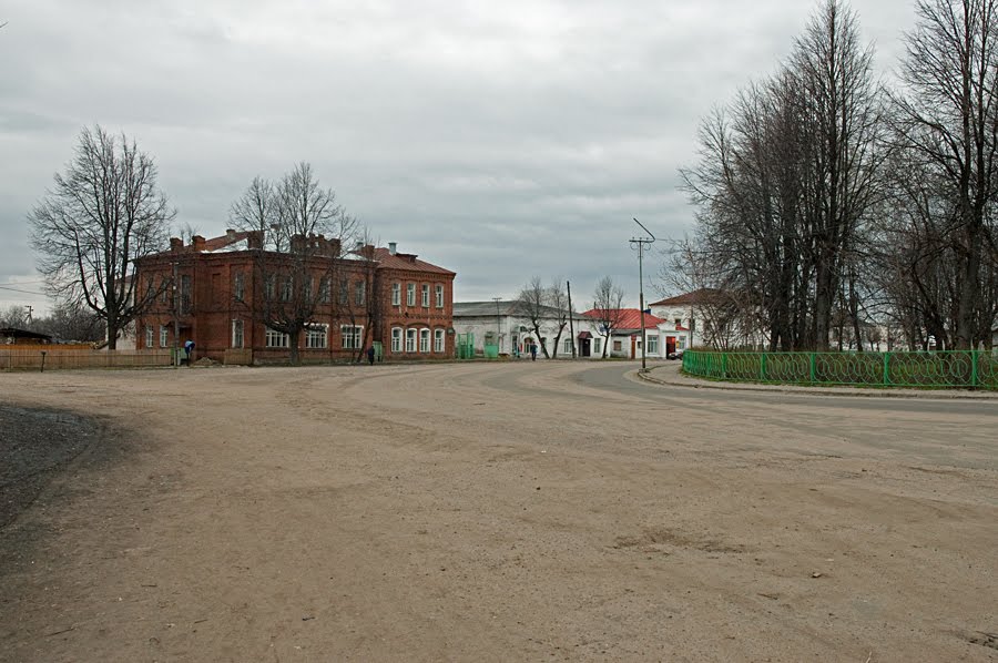 за Костромой, Макарьев, Троицкий Макариево-Унженский монастырь