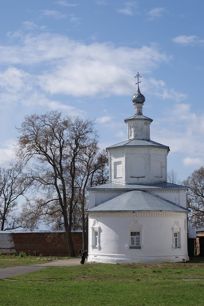 Троице-Макарьевский монастырь на реке Унже