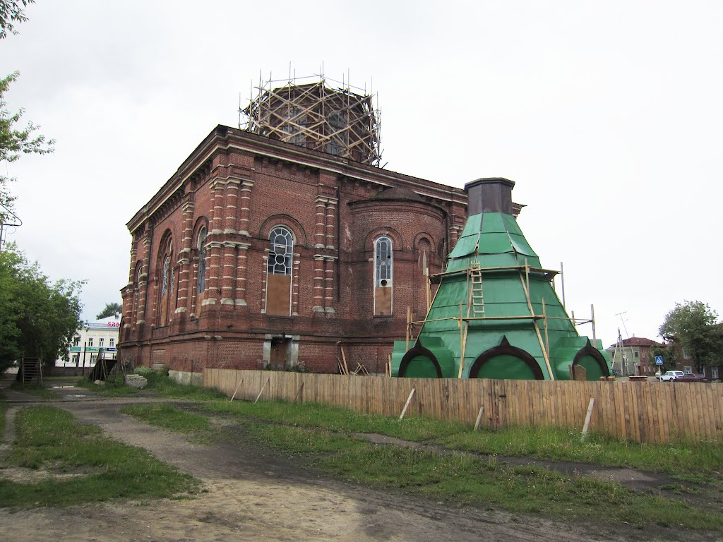 Храм в Макарьеве