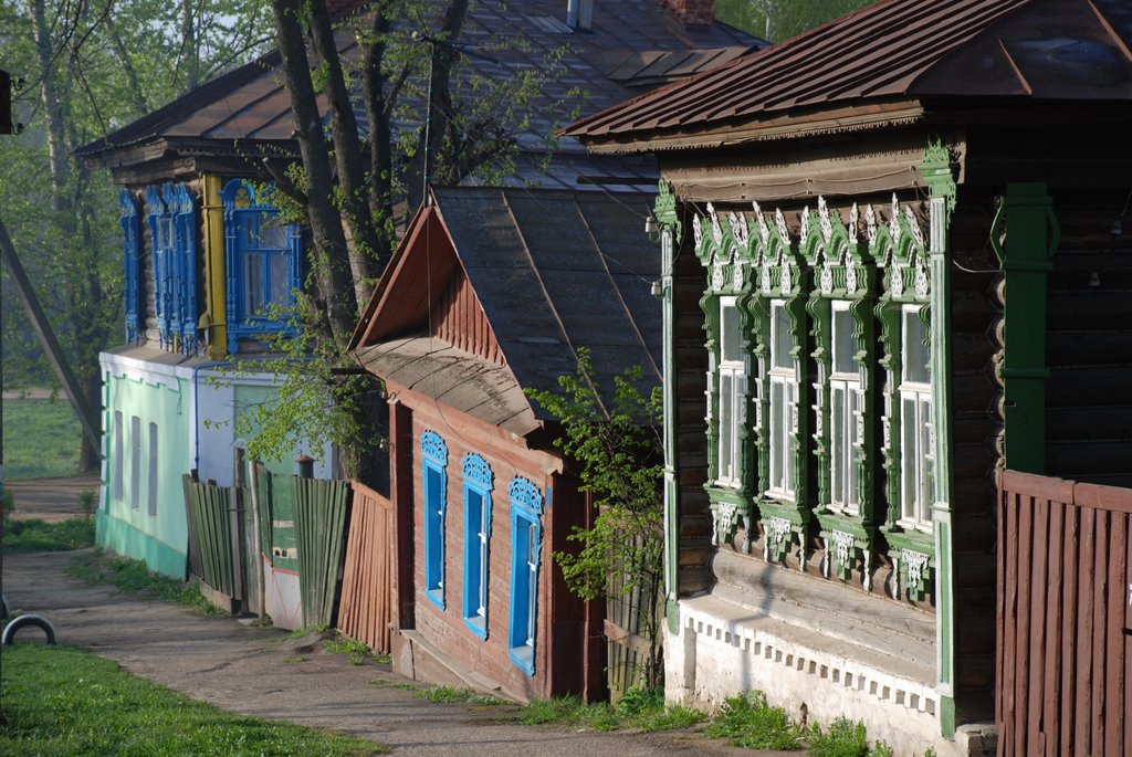 Нерехта. Покосившийся дом
