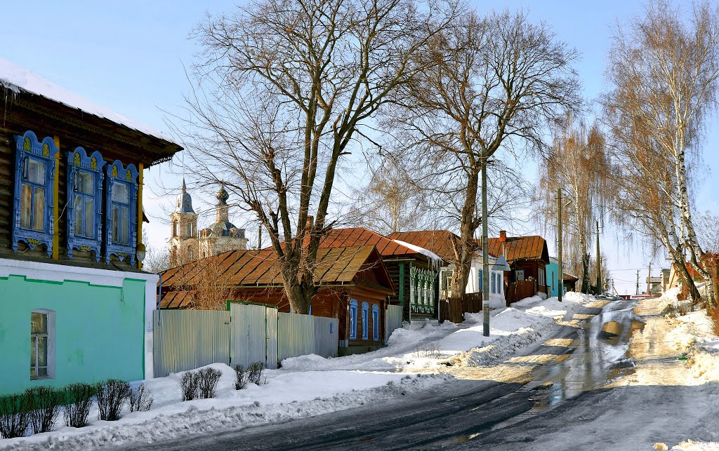 Нерехта. Март. По улице Ярославской...