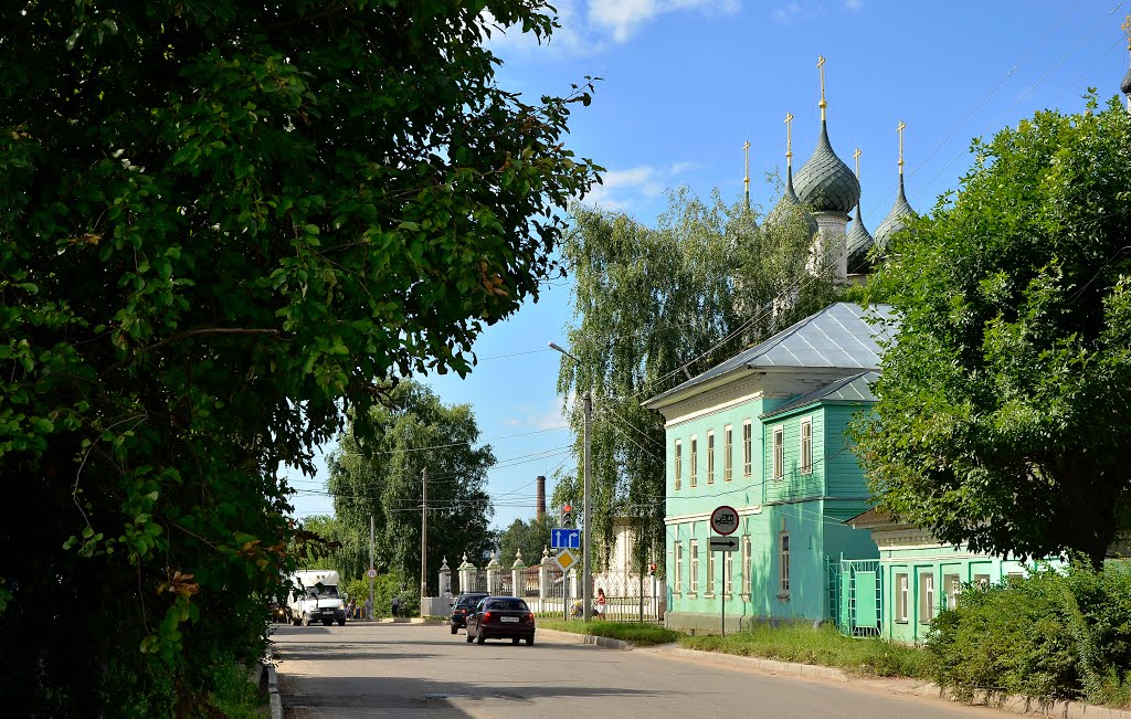Нерехта. Улица Орджоникидзе. Усадьба купцов Симонова и Гудкова.