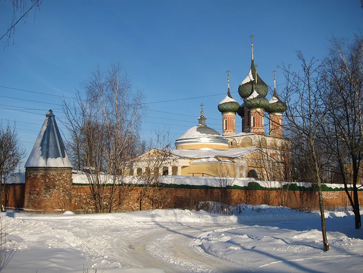 Храмовый комплекс Владимирской церкви города Нерехты.