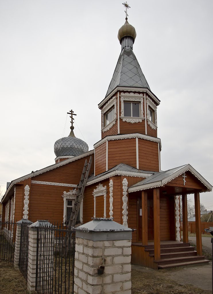Новая Церковь. Костромская область. Островский район. Посёлок Островское.
