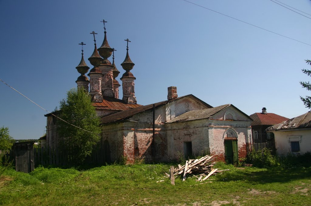 Солигалич. Богоявленская (зимняя) церьковь.