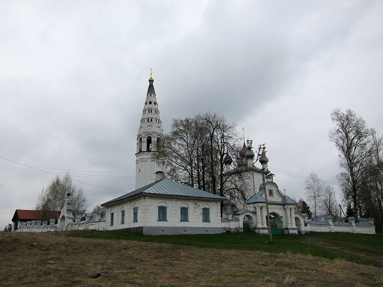 Преображенский собор города Судиславля.