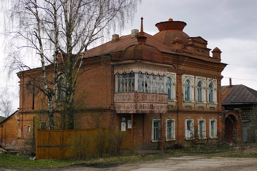 Сусанино, остатки старой архитектуры (5 мая 2007)