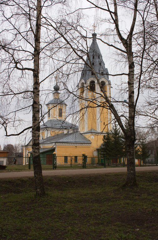 Чухлома, Успенская церковь. 30.04.2007