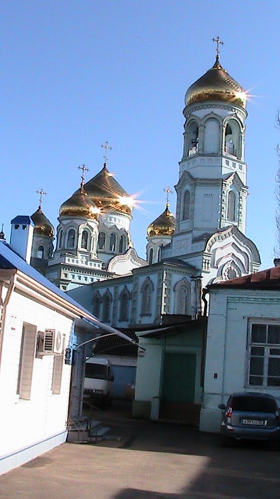 Храм