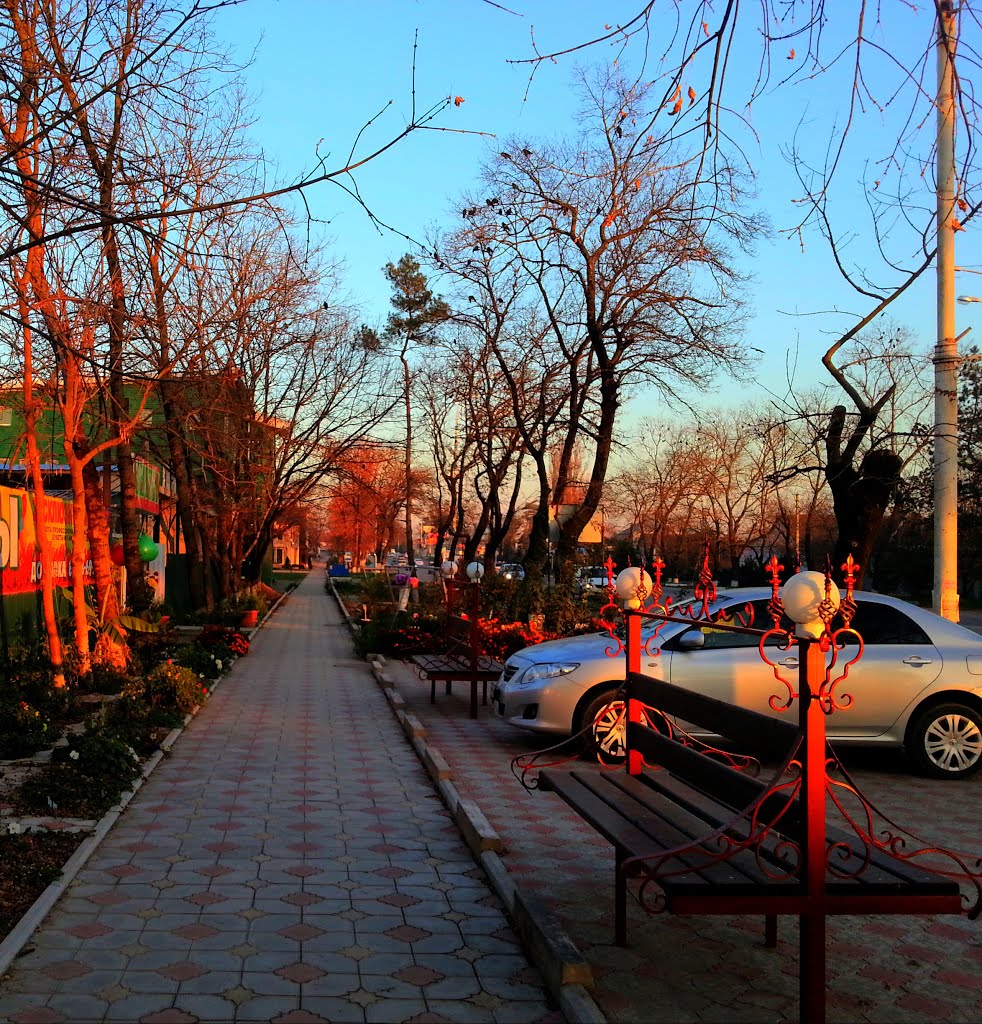 ул. Советов вечером