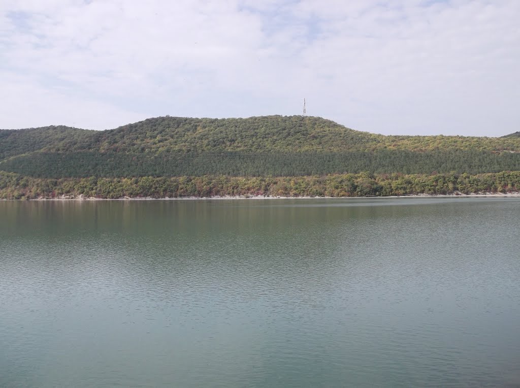 13-10-2012 / Lake Abrau