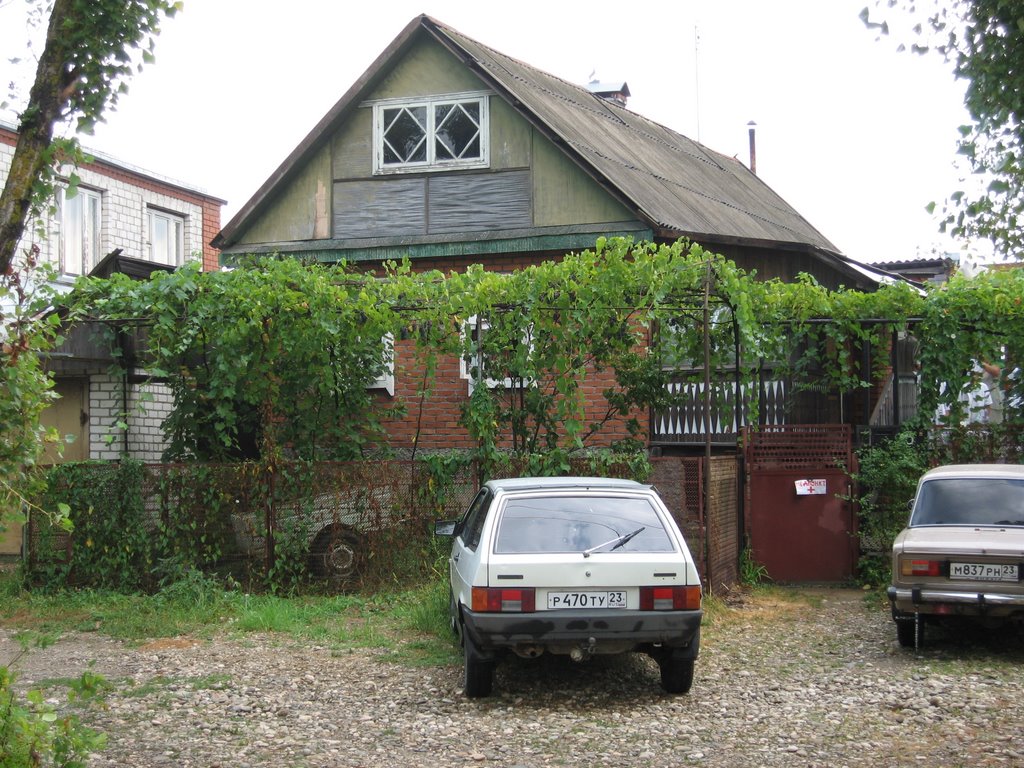 Апшеронск, переулок Тухинский, 15