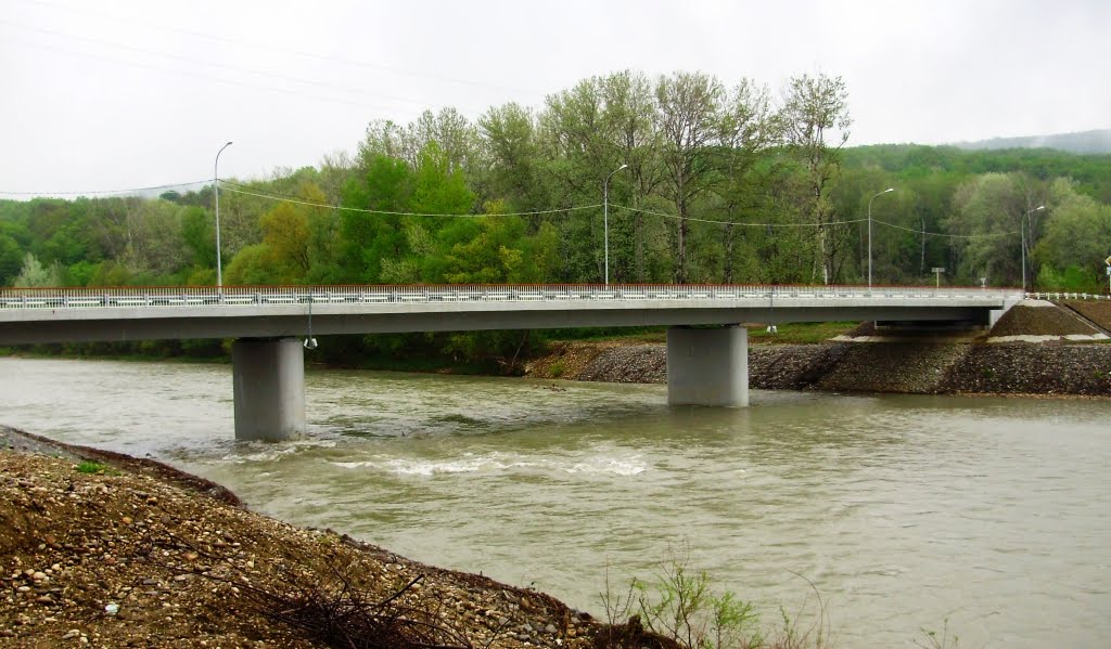 New "Lenins" Bridge over r.Psheha in Apsheronsk - Новый "ленинский" мост через р.Пшеха в Апшеронске