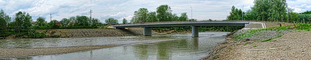 Apscheronsk city, new bridge over the river Pshekha - Новый мост через р. Пшеха в г. Апшеронске