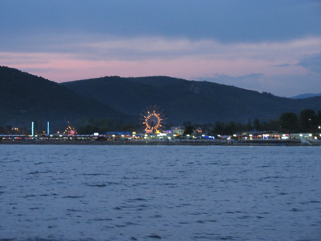 Архипо-Осиповка, вид с моря