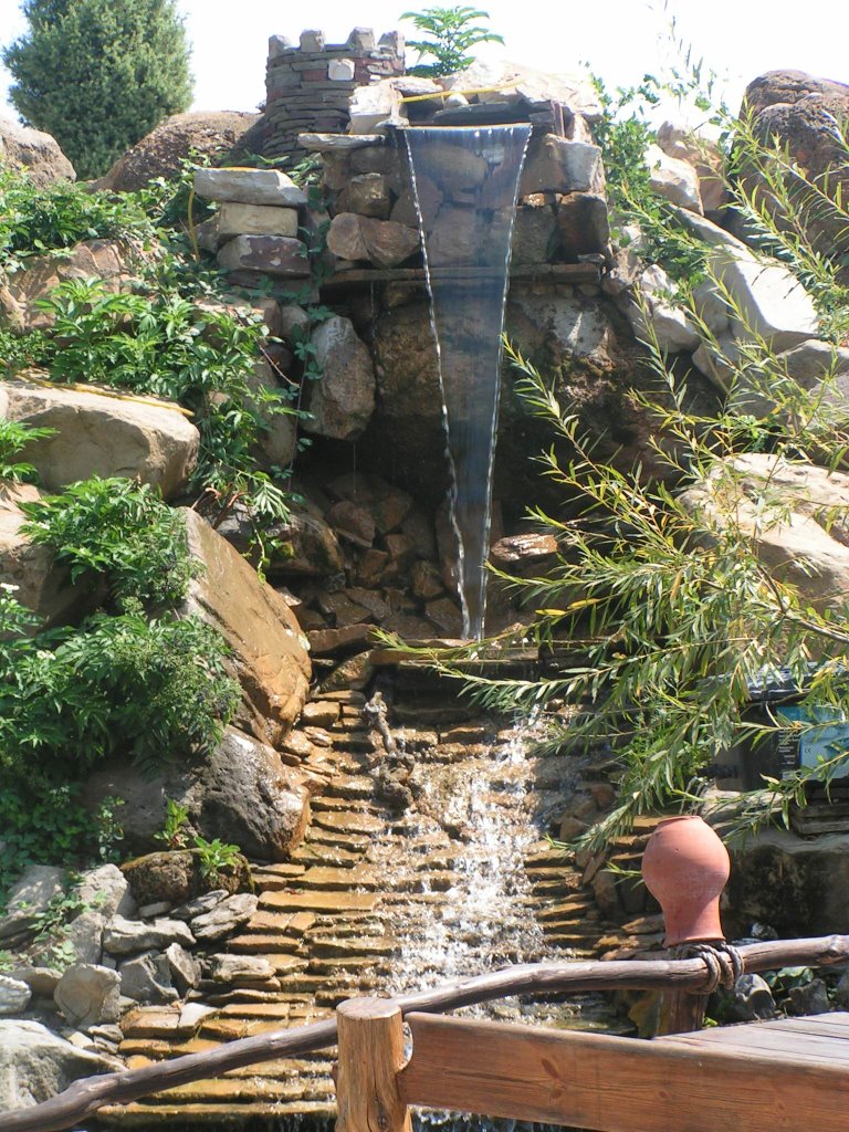 Waterfall. Водопад