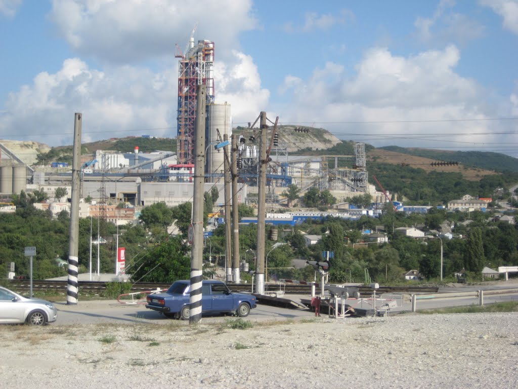август 2011