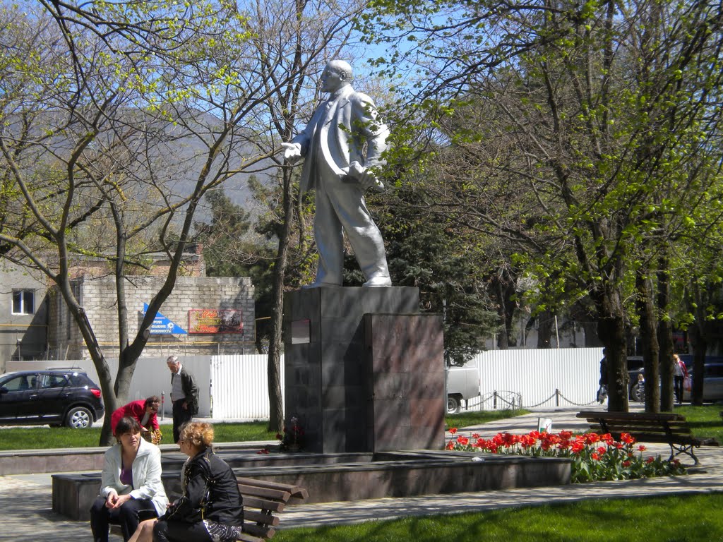 Геленджик. Памятник Ленину / Gelendzhik. Monument to Lenin