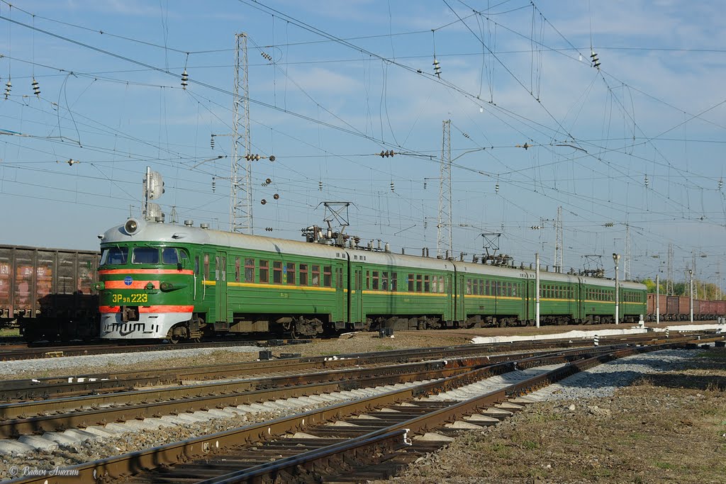 EMU-train ER9P-223 on train station Kuschevka