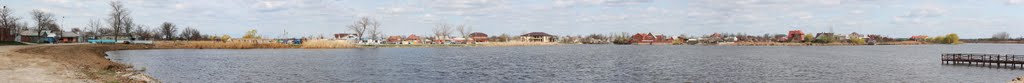 Каневская. Панорама с пляжа. 2011.04.24