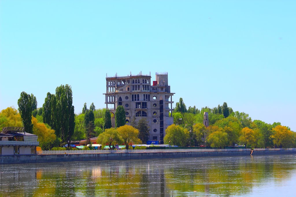 Новостройка