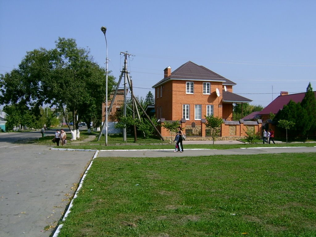 Красная 69