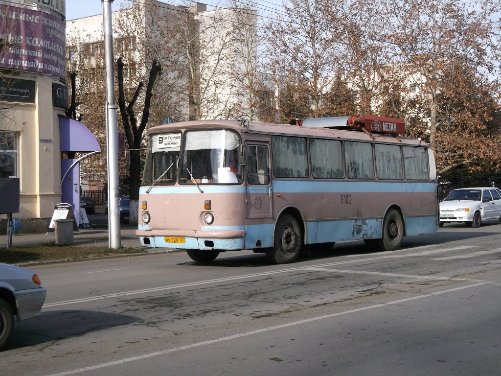 ЛАЗ695