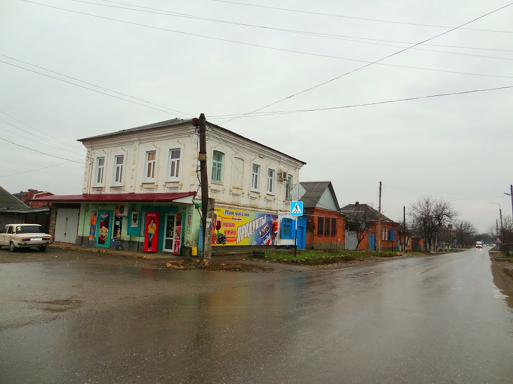 Майкоп, угол улиц Бутаревского и Пирогова. Фото Андриано Чемодано
