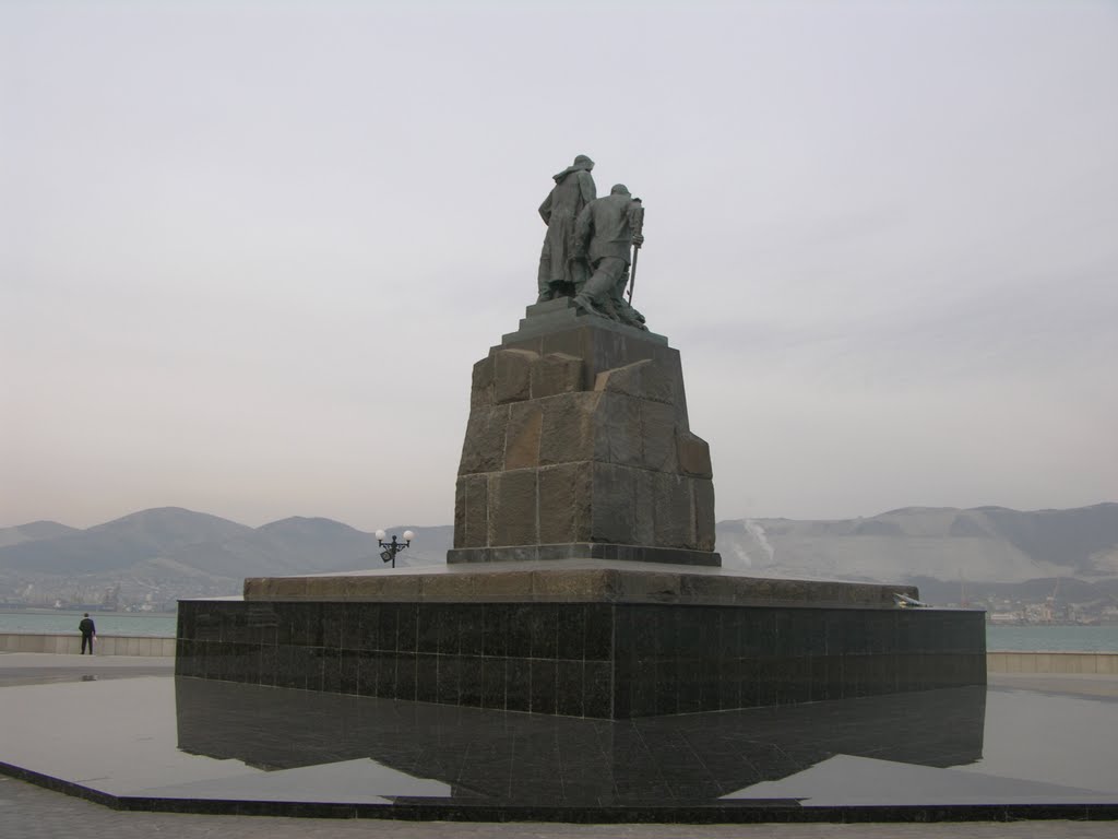 Памятник