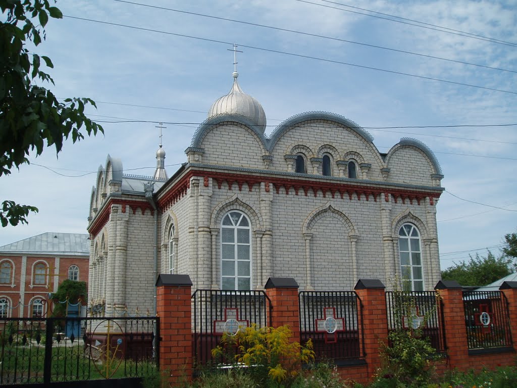храм