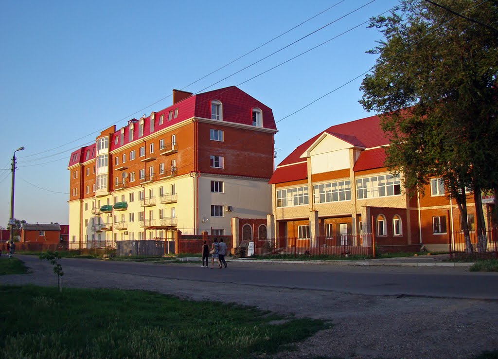 Новостройки на улице Красной
