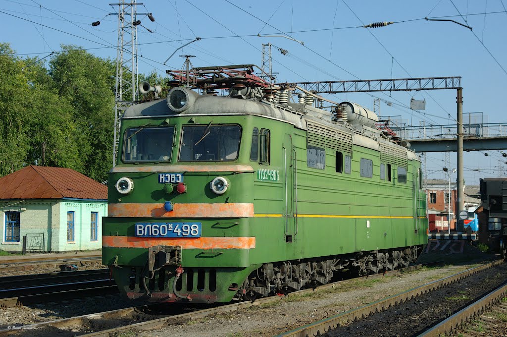 Electric locomotive VL60K-498 on station Tikhoretckaya