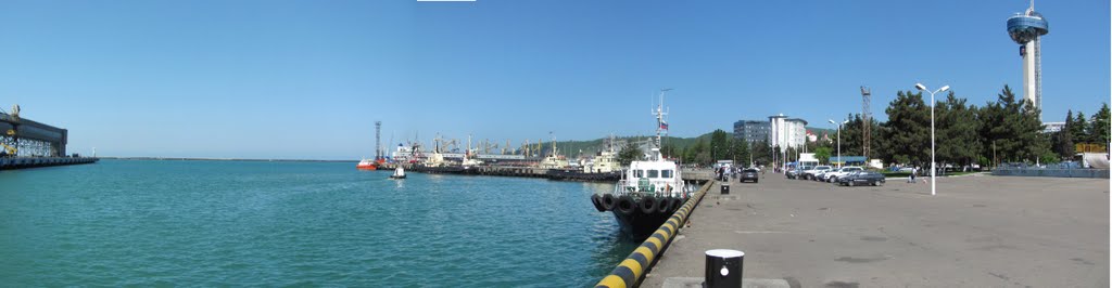 Туапсе порт (панорама)Sea port of Tuapse