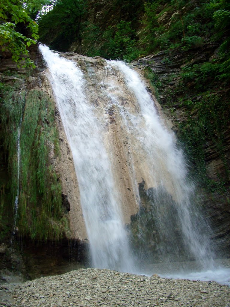 Tenghinka waterfalls / Тенгинские водопады