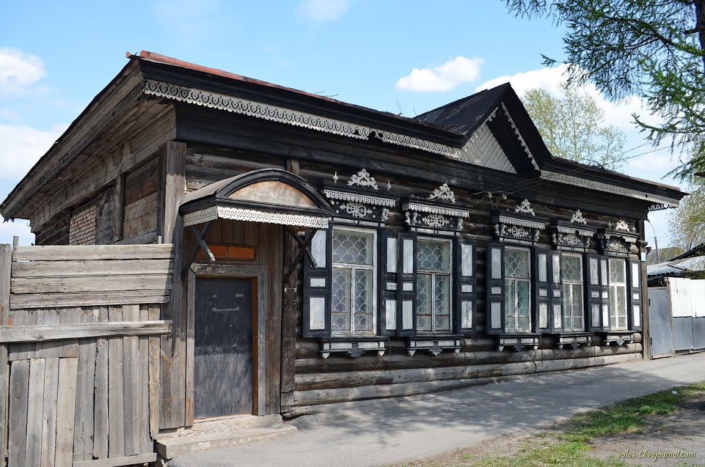 Красноярские кружева: Ачинск ул.Просвещения 41 (май 2012г.)